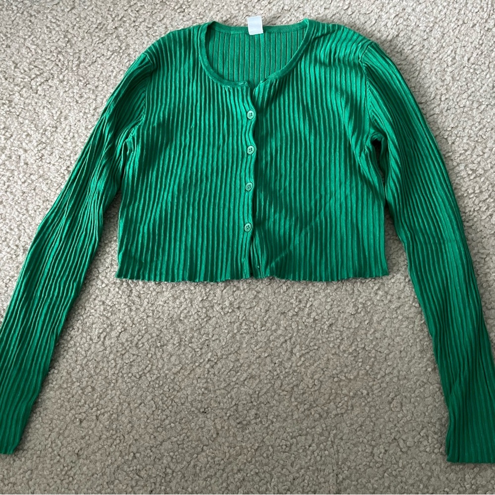 cropped sweater